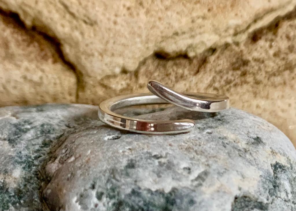 Once upon a Wire adjustable ring Once upon a Wire adjustable ring