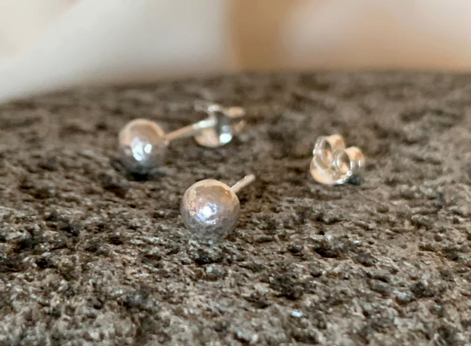Once upon a Wire Studs